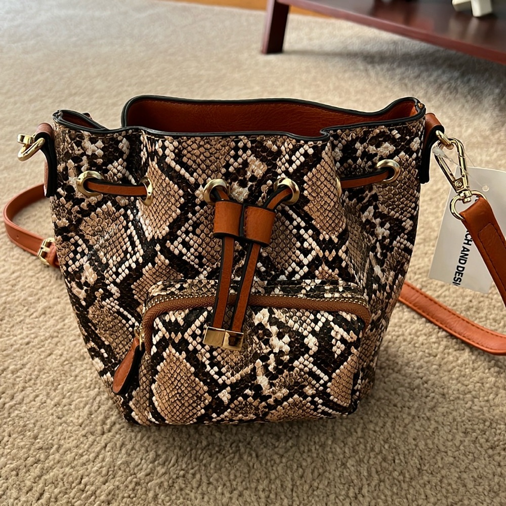 NWT faux snakeskin mini bucket bag